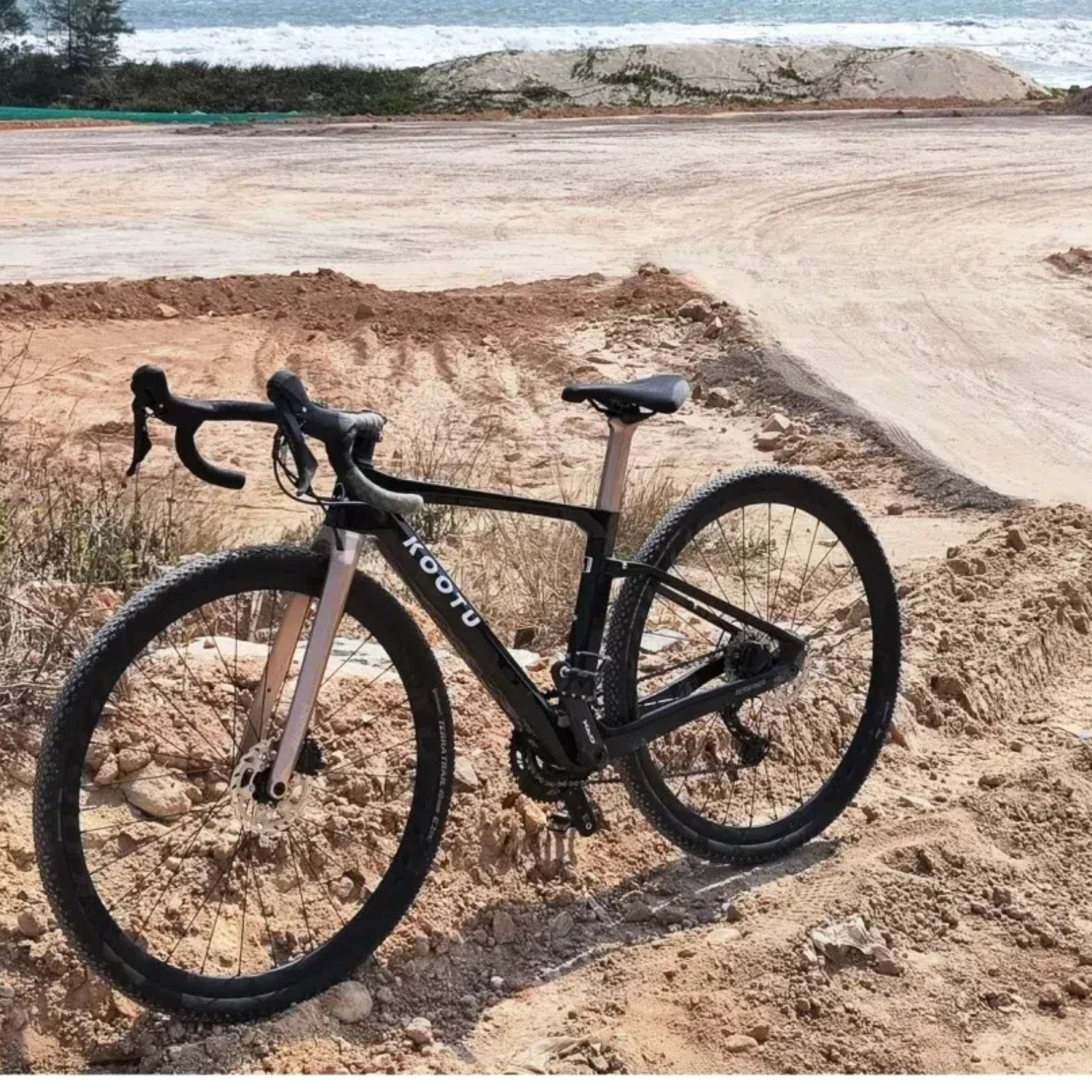 BERSERKER GRX400 Gravel Bike